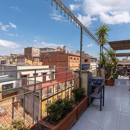 דירה Luxurious Penthouse Surrounded By Panoramic Terraces רומא