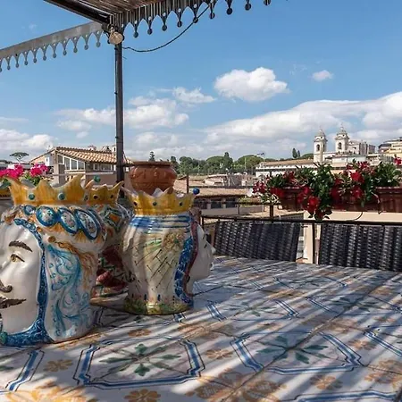 Luxurious Penthouse Surrounded By Panoramic Terraces רומא