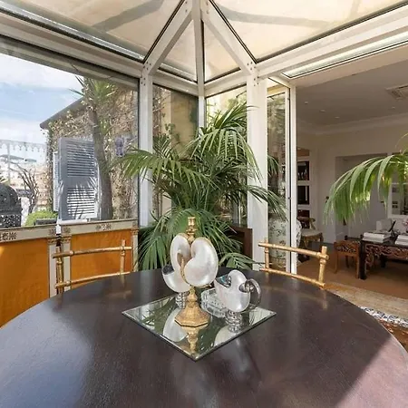 דירה Luxurious Penthouse Surrounded By Panoramic Terraces